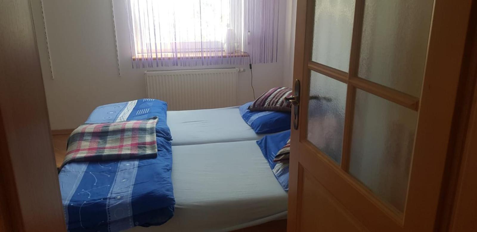Czerwony Kamien Rubin Apartment Sianozety Bilik gambar